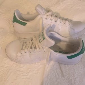 Adidas Stan Smith classics womens 8 1/2